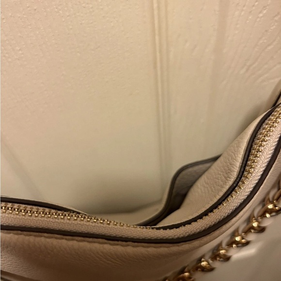 Michael Kors Jagger Crossbody Pebble Leather Greige Purse - Picture 8 of 13